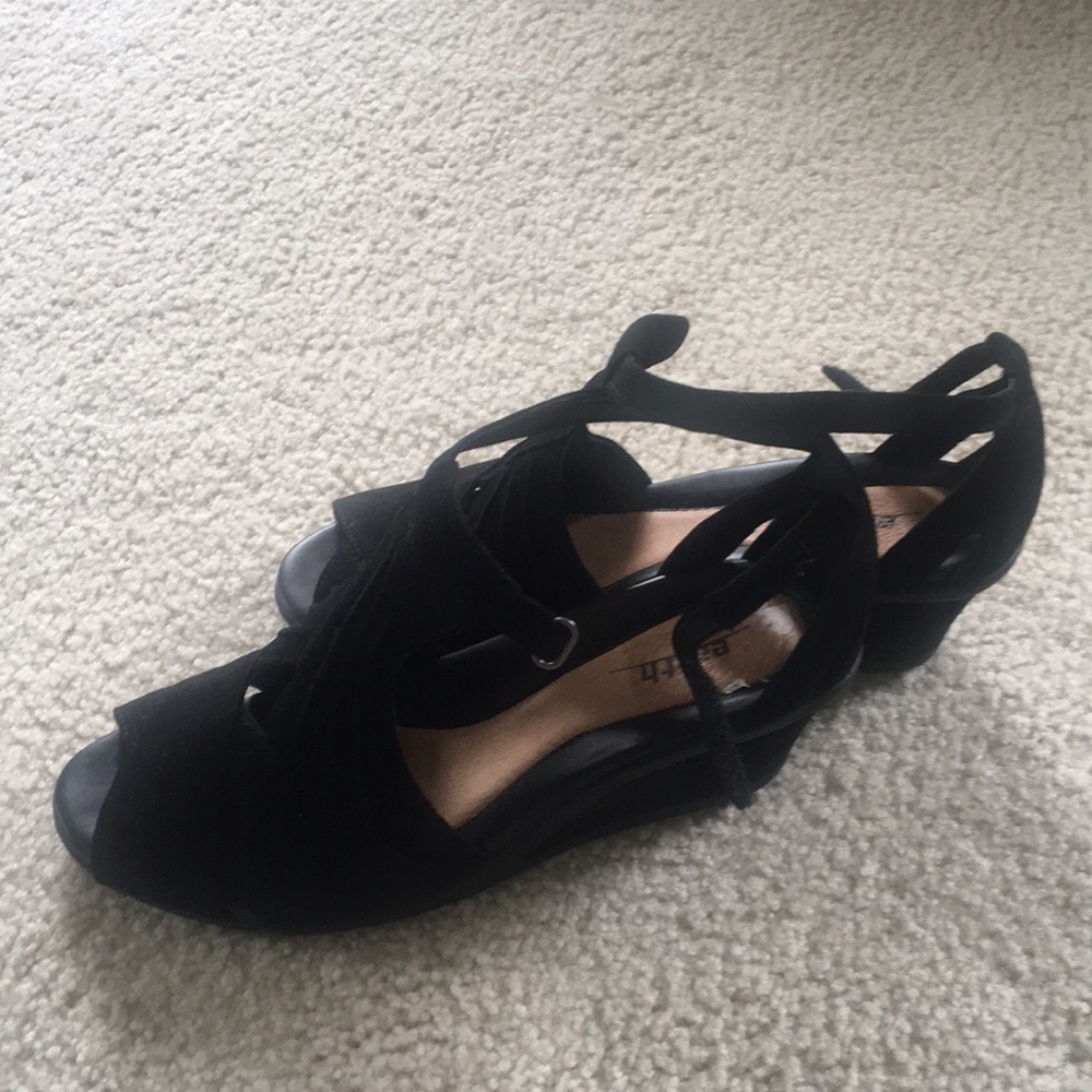 Wedge sandals